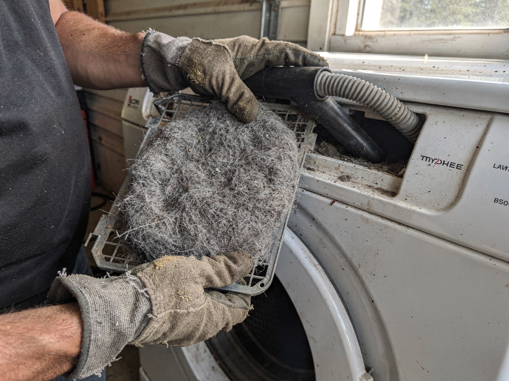 Cleaning Dryer Lint Trap service in Santa Ana, CA
